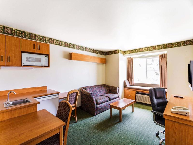 Super 8 By Wyndham Pride Midvale/Midvalley/Salt Lake City Εξωτερικό φωτογραφία