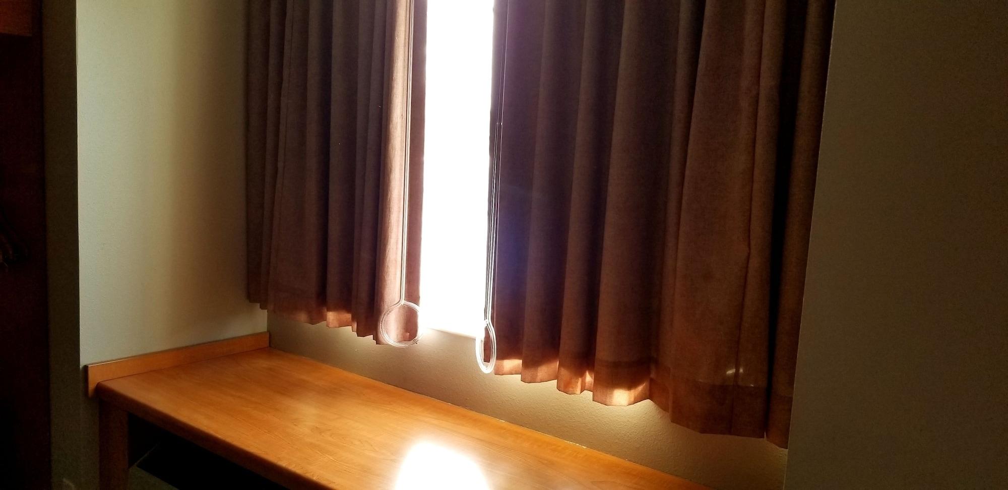 Super 8 By Wyndham Pride Midvale/Midvalley/Salt Lake City Εξωτερικό φωτογραφία