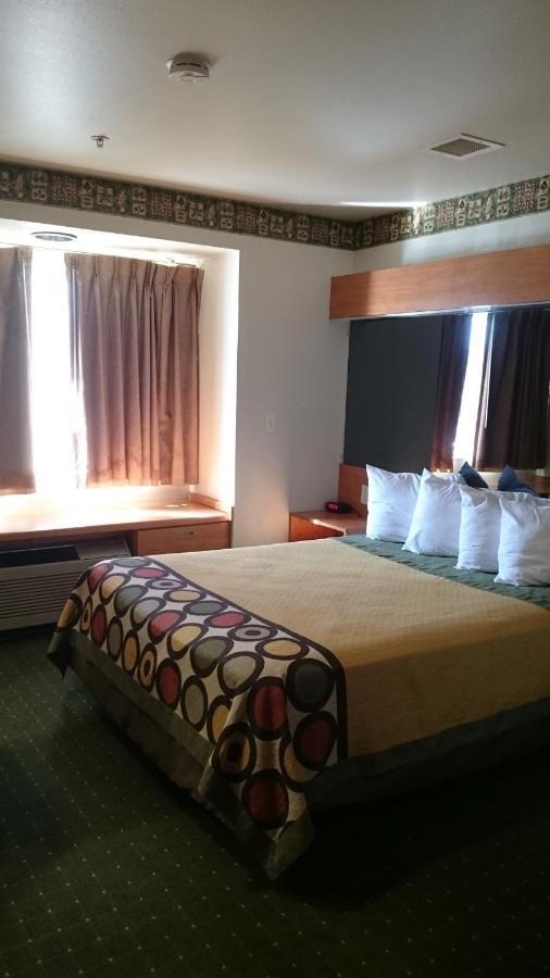 Super 8 By Wyndham Pride Midvale/Midvalley/Salt Lake City Δωμάτιο φωτογραφία